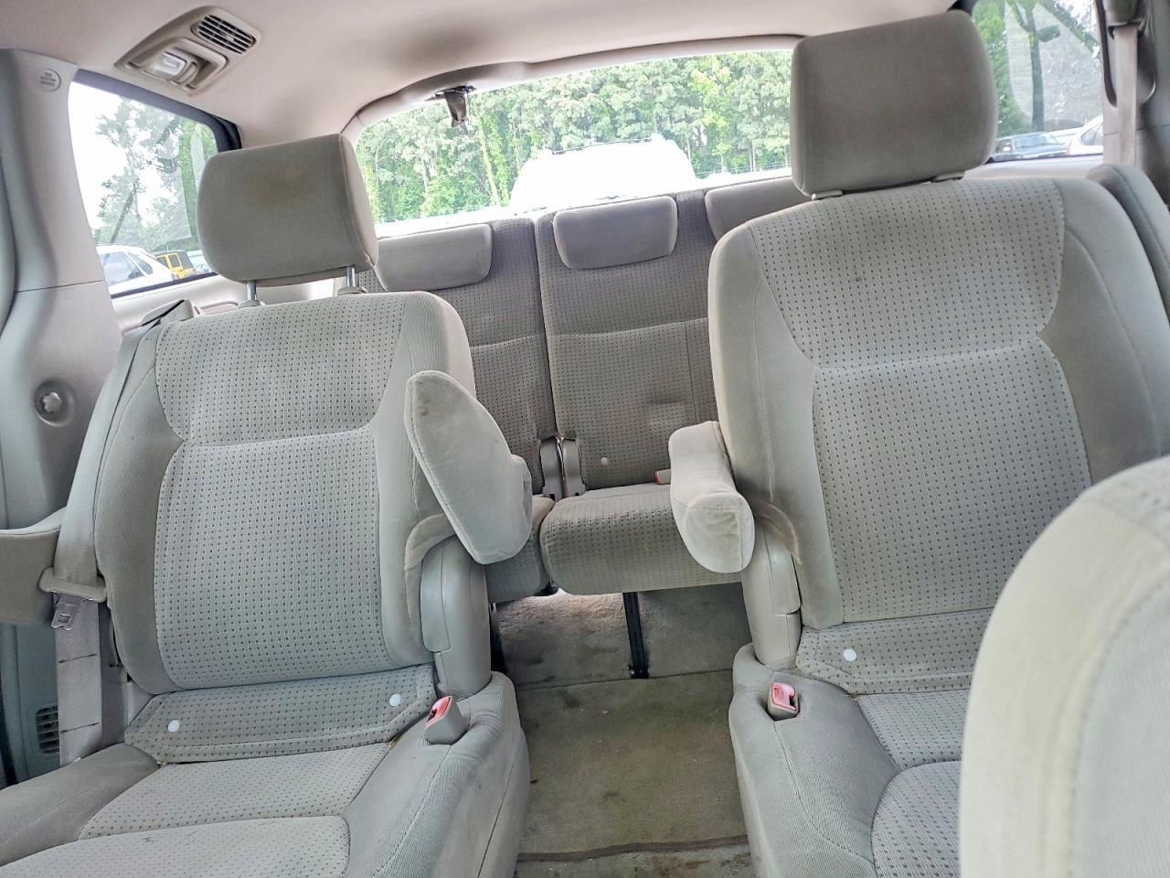 2006 TOYOTA SIENNA