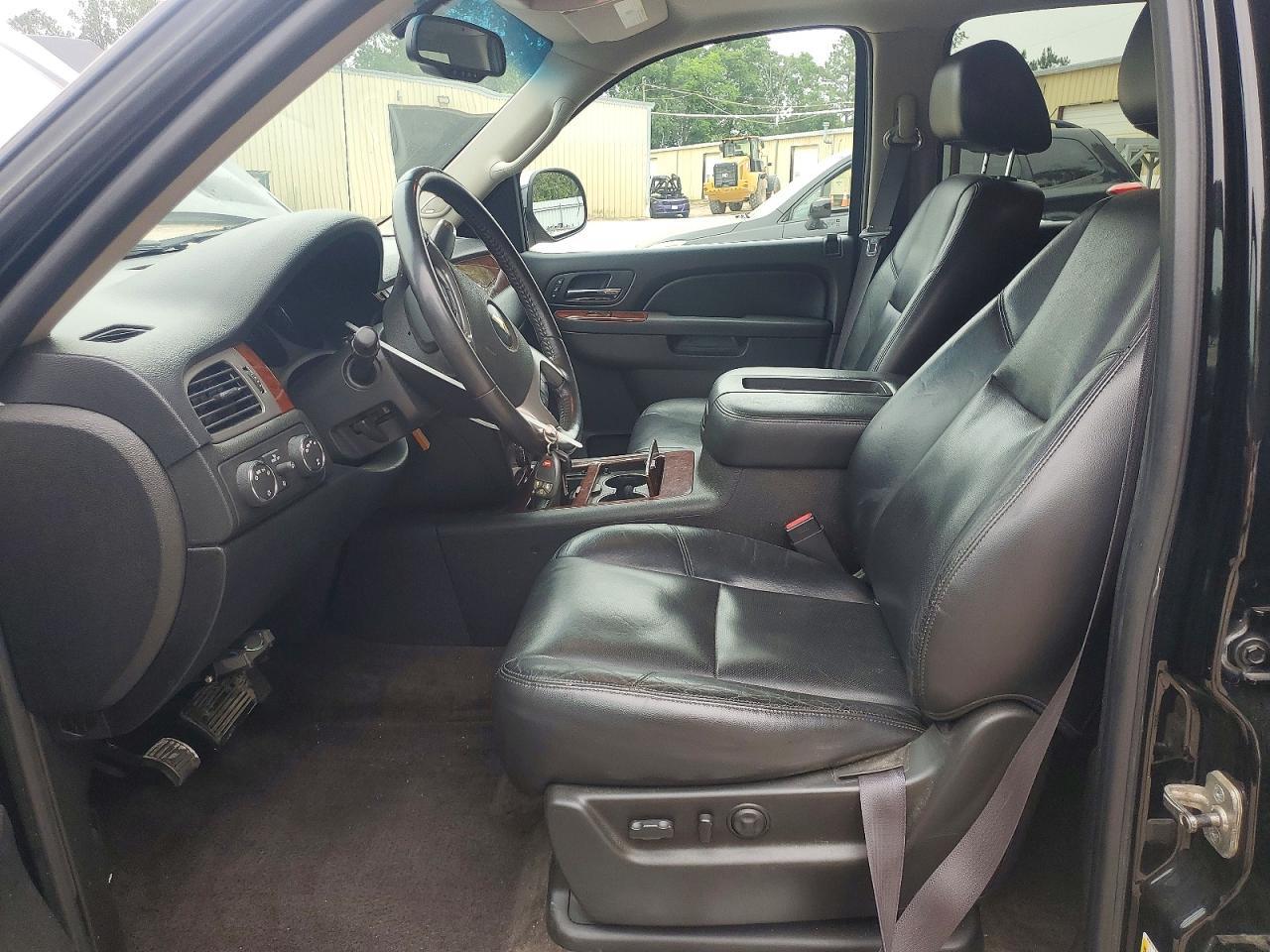 2011 CHEVROLET Avalanche