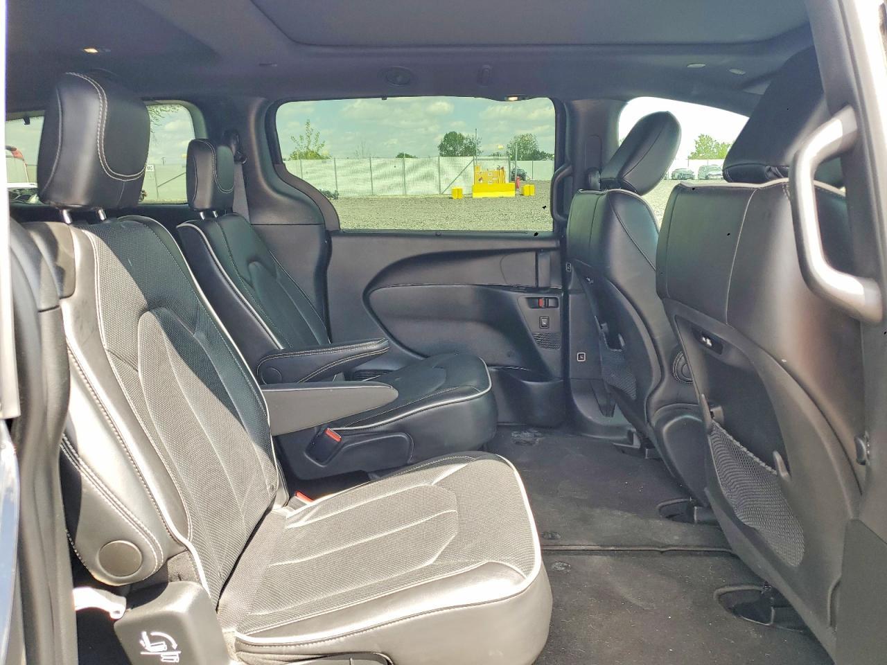 2025 CHRYSLER Pacifica