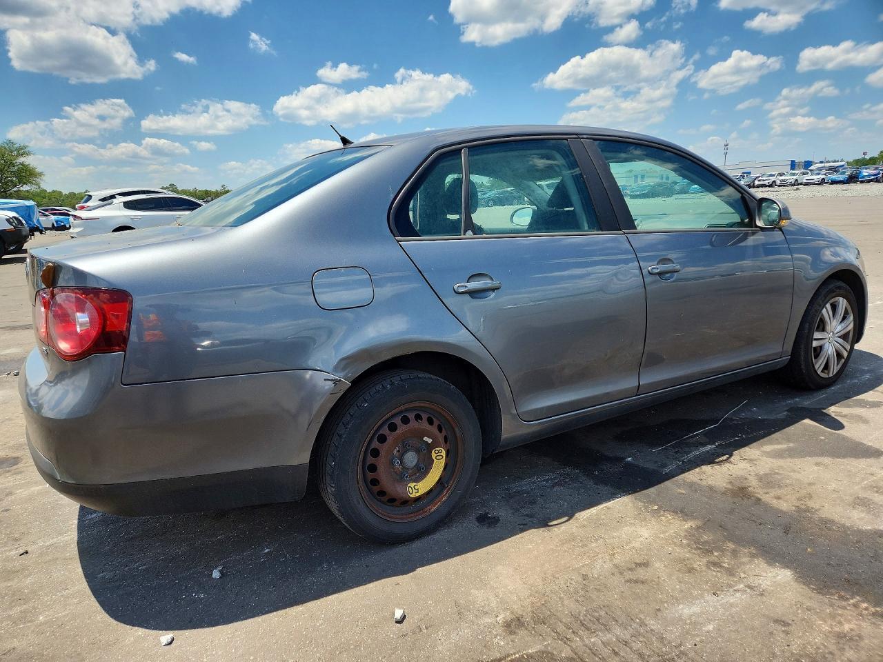 2010 VOLKSWAGEN JETTA