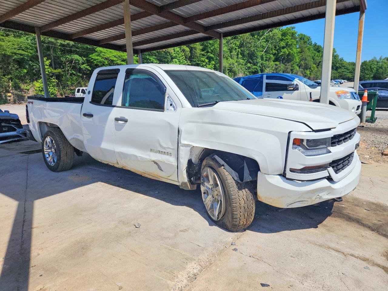 2017 CHEVROLET Silverado
