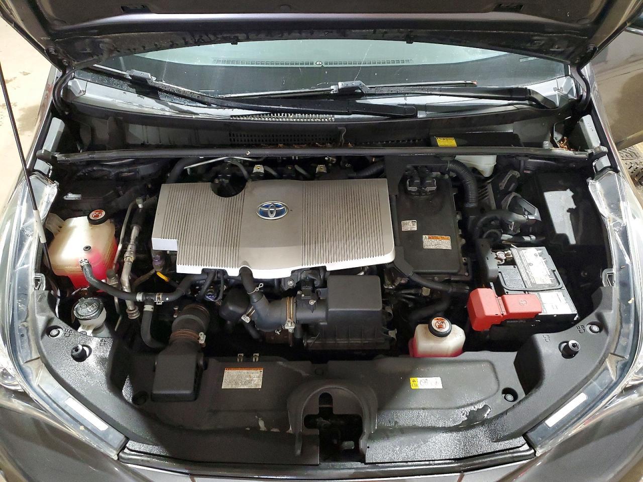 2017 TOYOTA PRIUS