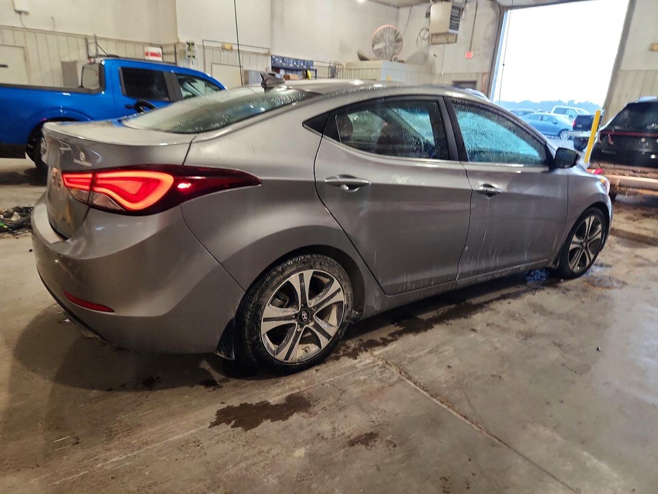 2016 HYUNDAI ELANTRA
