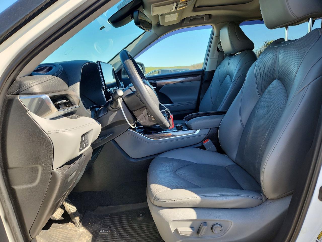 2020 TOYOTA HIGHLANDER