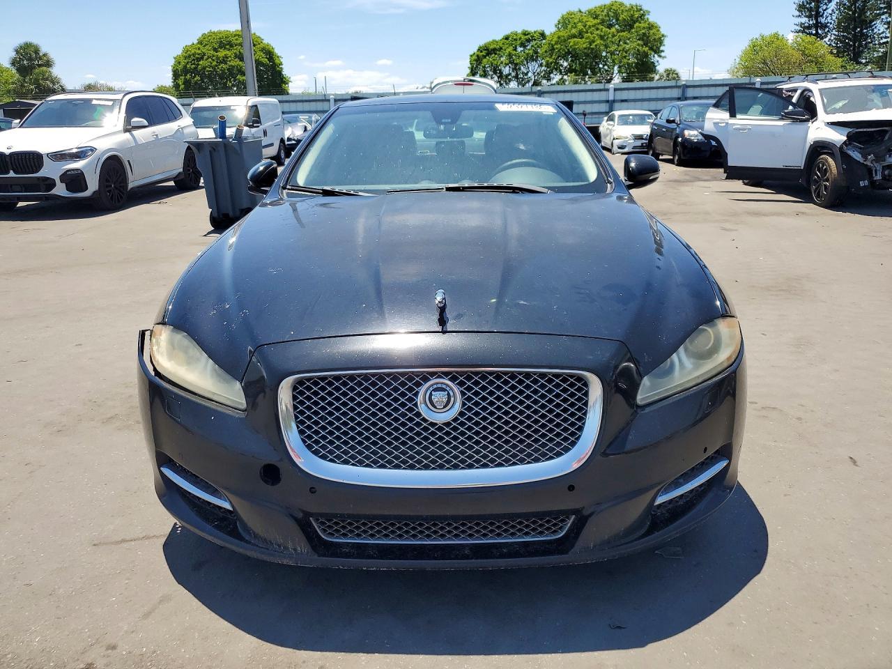 2012 JAGUAR Xj-Series
