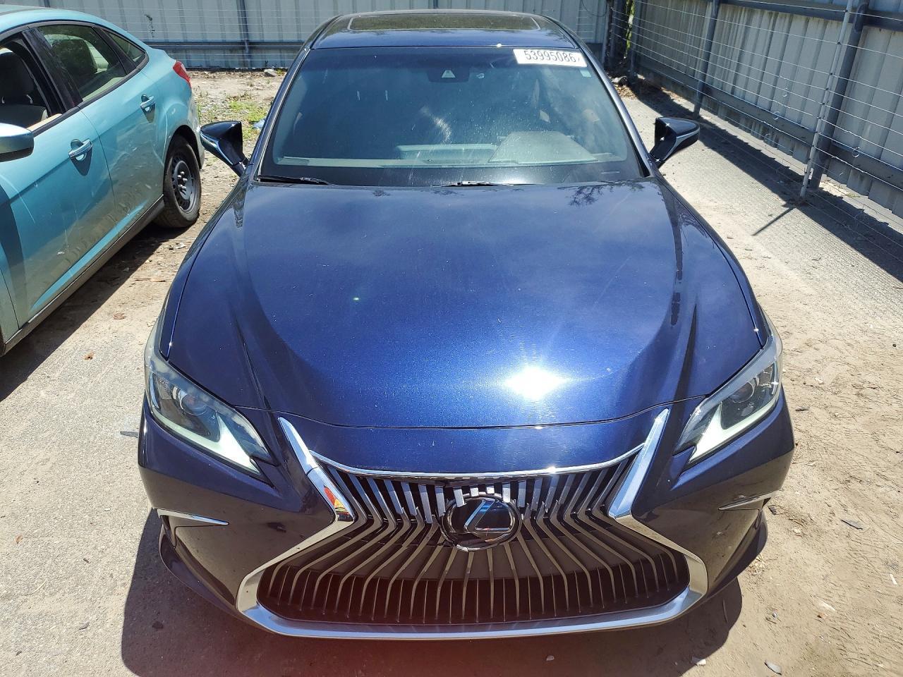 2021 LEXUS ES 350
