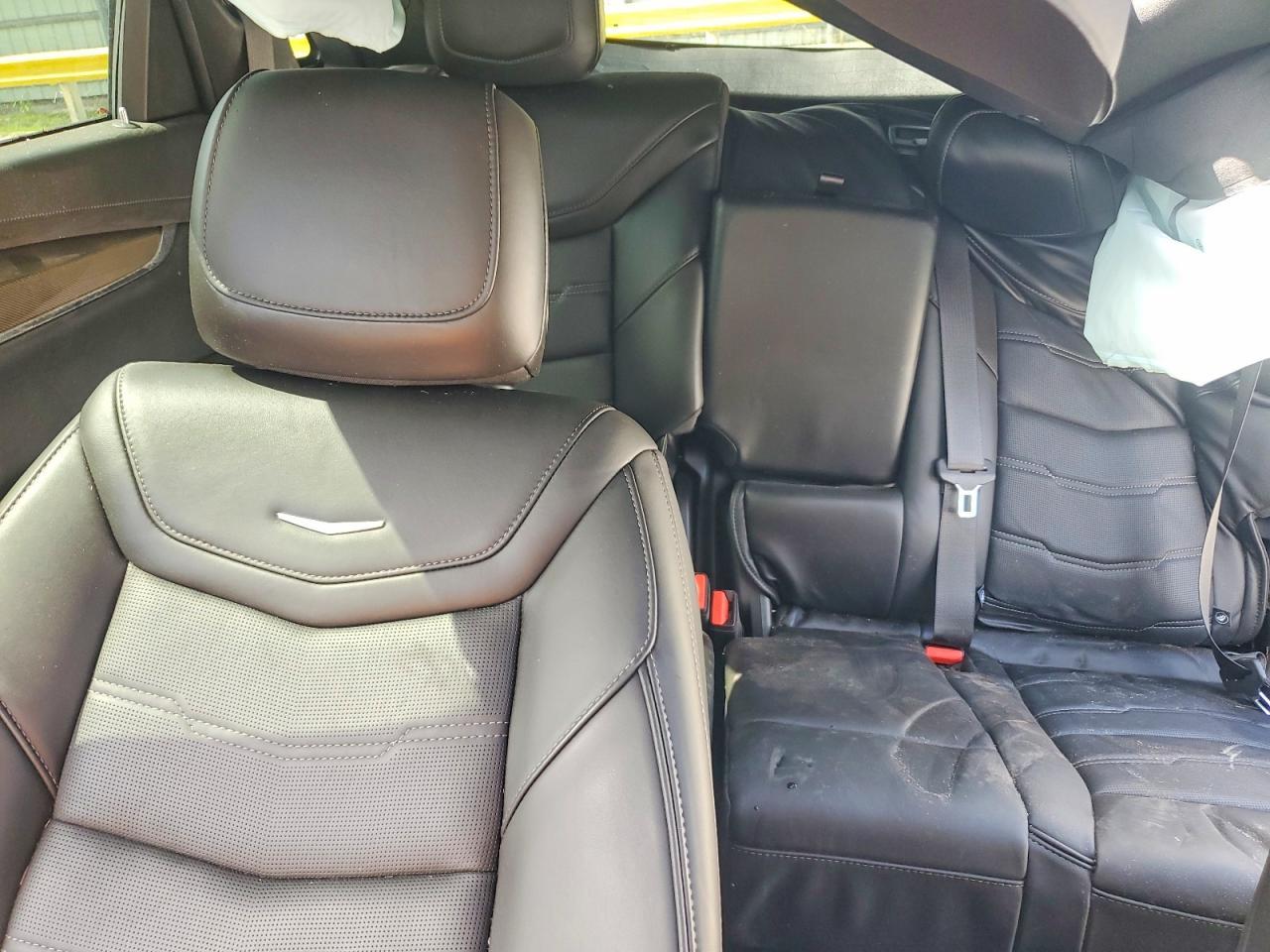 2022 CADILLAC XT5