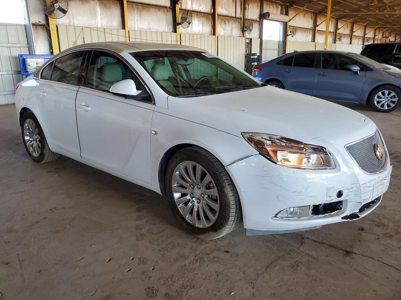 2011 BUICK Regal