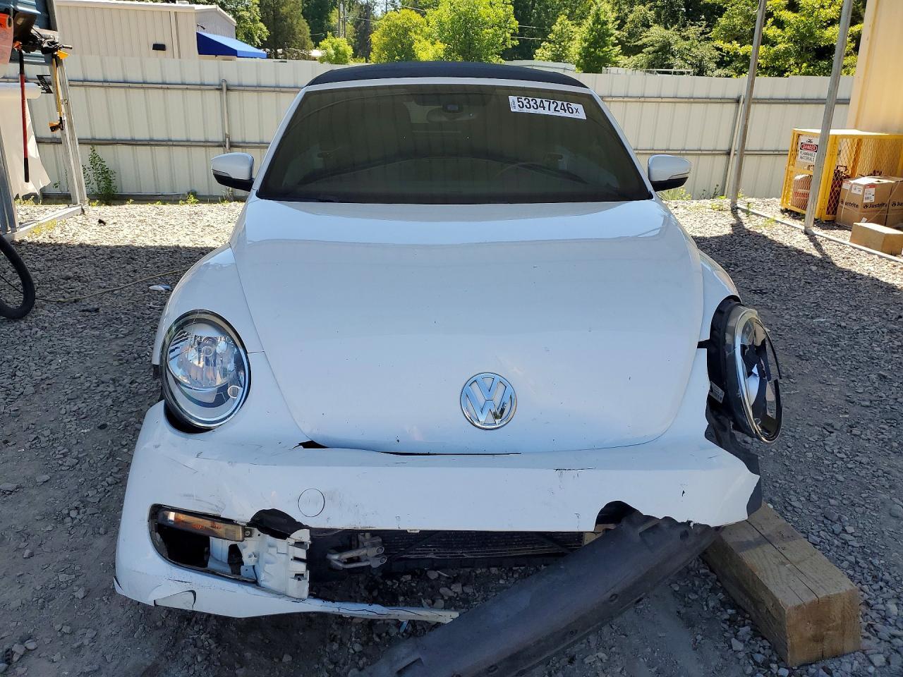 2016 VOLKSWAGEN Beetle