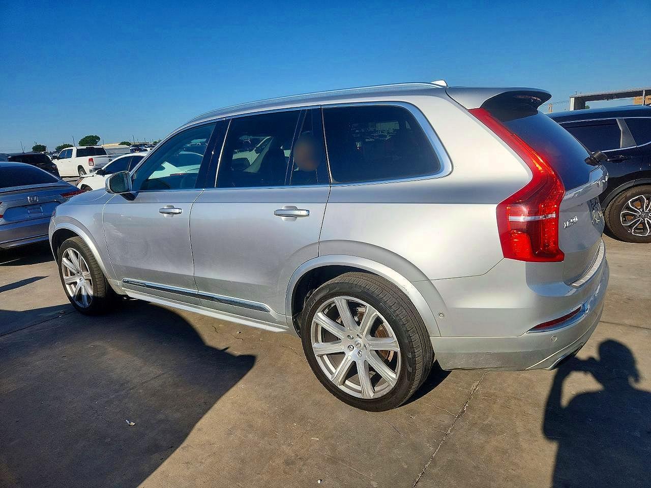 2018 VOLVO XC90