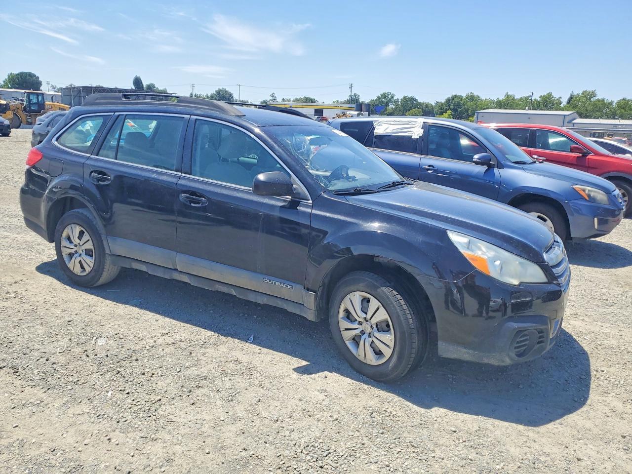 2013 SUBARU Outback