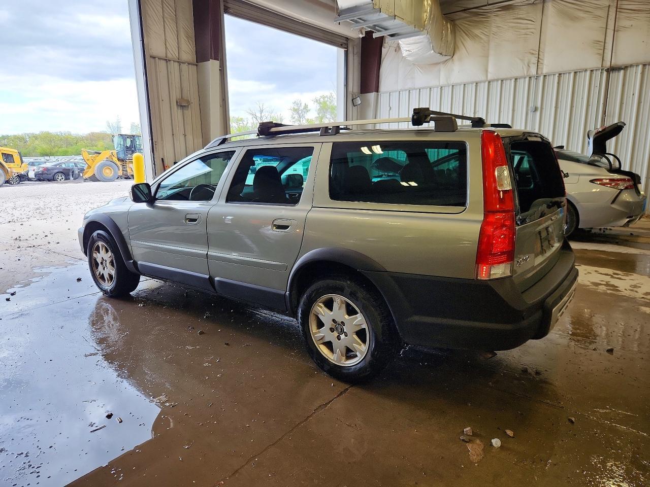 2007 VOLVO XC70