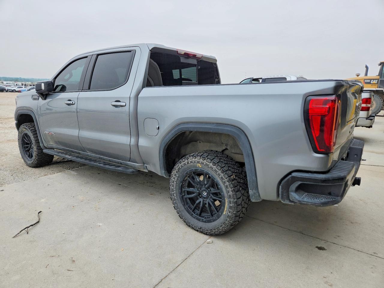2023 GMC Sierra