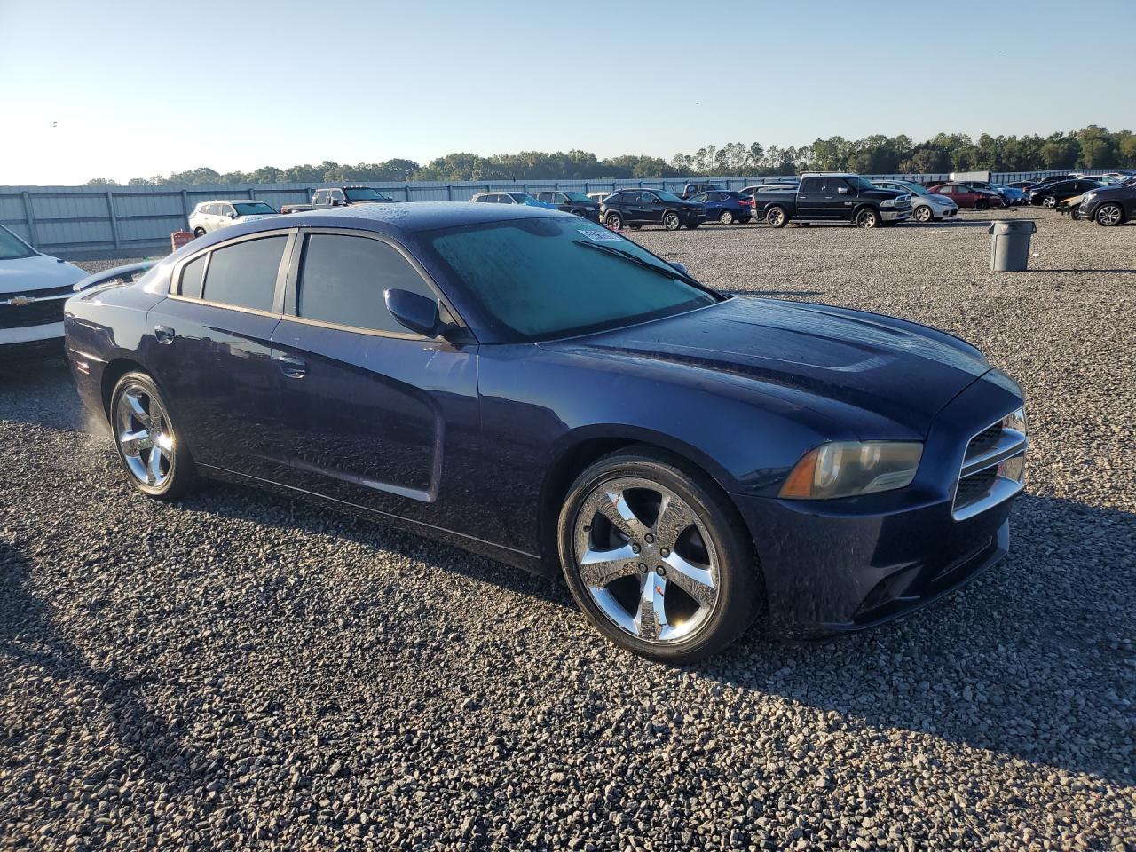 2013 DODGE CHARGER