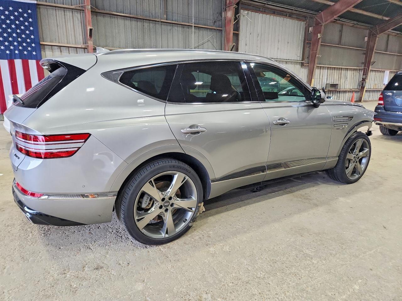 2023 GENESIS GV80