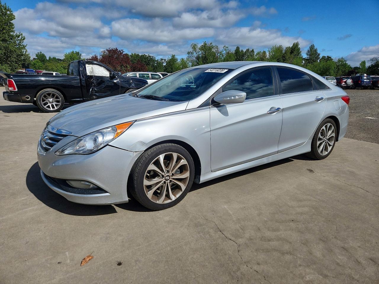 2014 HYUNDAI SONATA