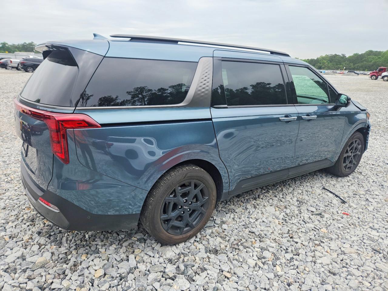 2025 KIA Carnival