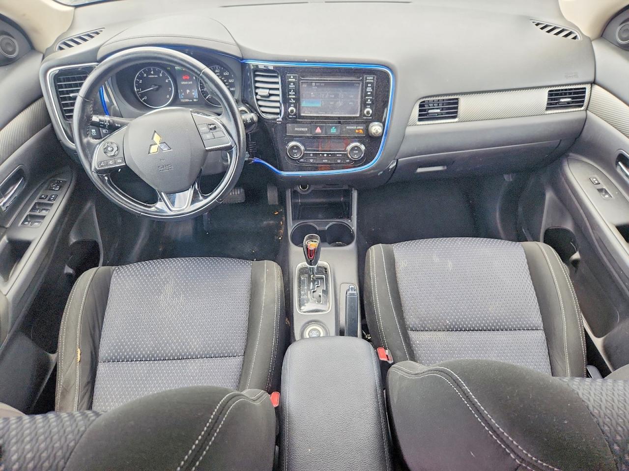 2016 MITSUBISHI outlander