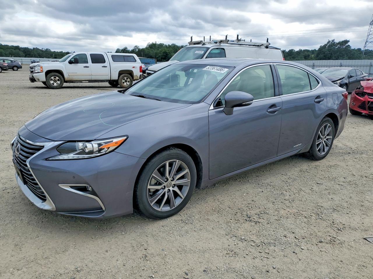 2016 LEXUS ES 300H