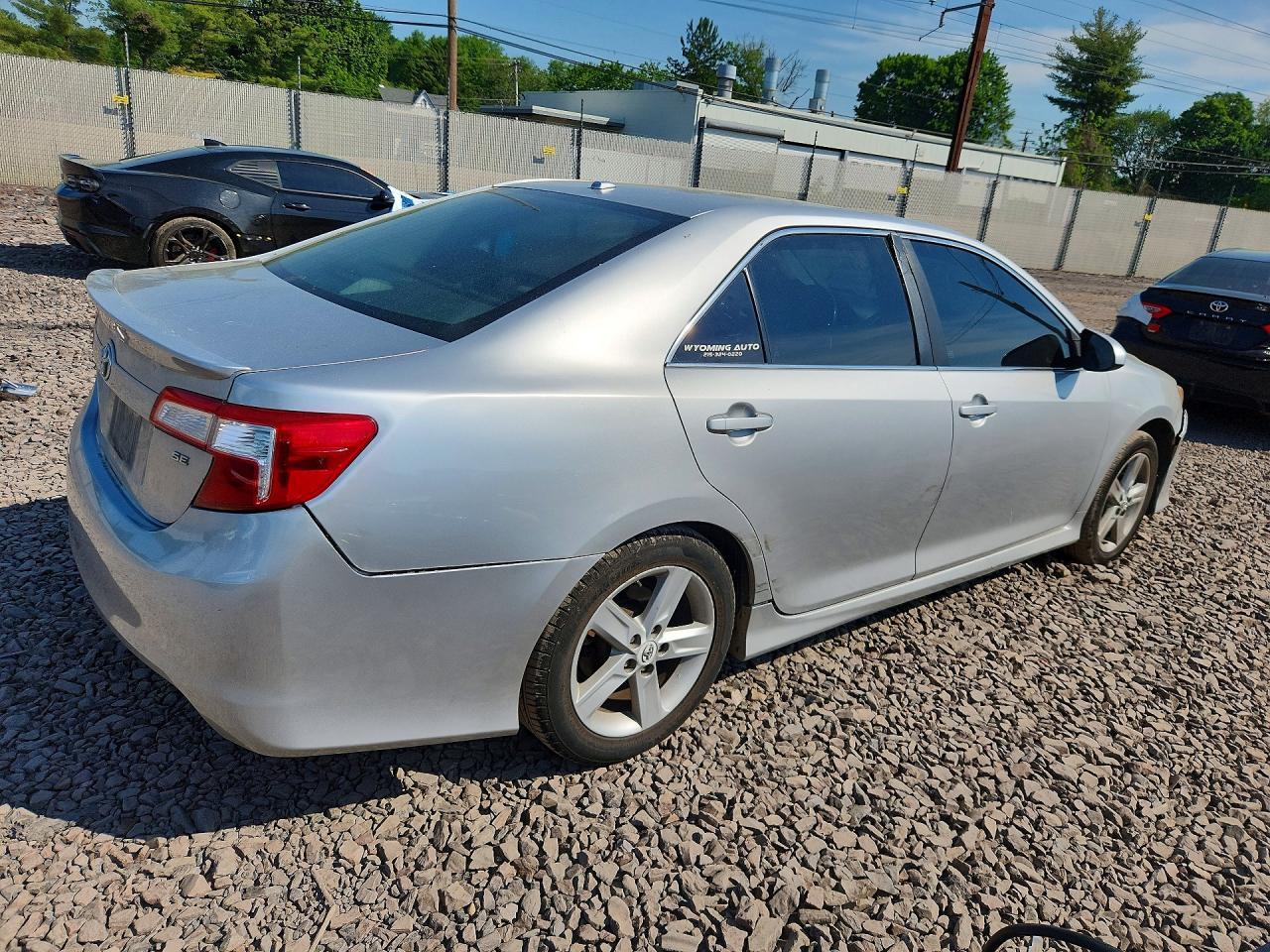 2013 TOYOTA CAMRY