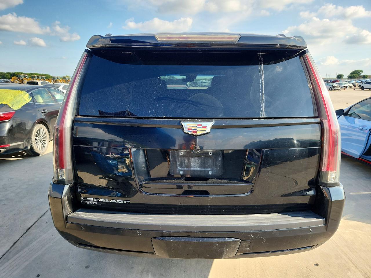 2018 CADILLAC ESCALADE