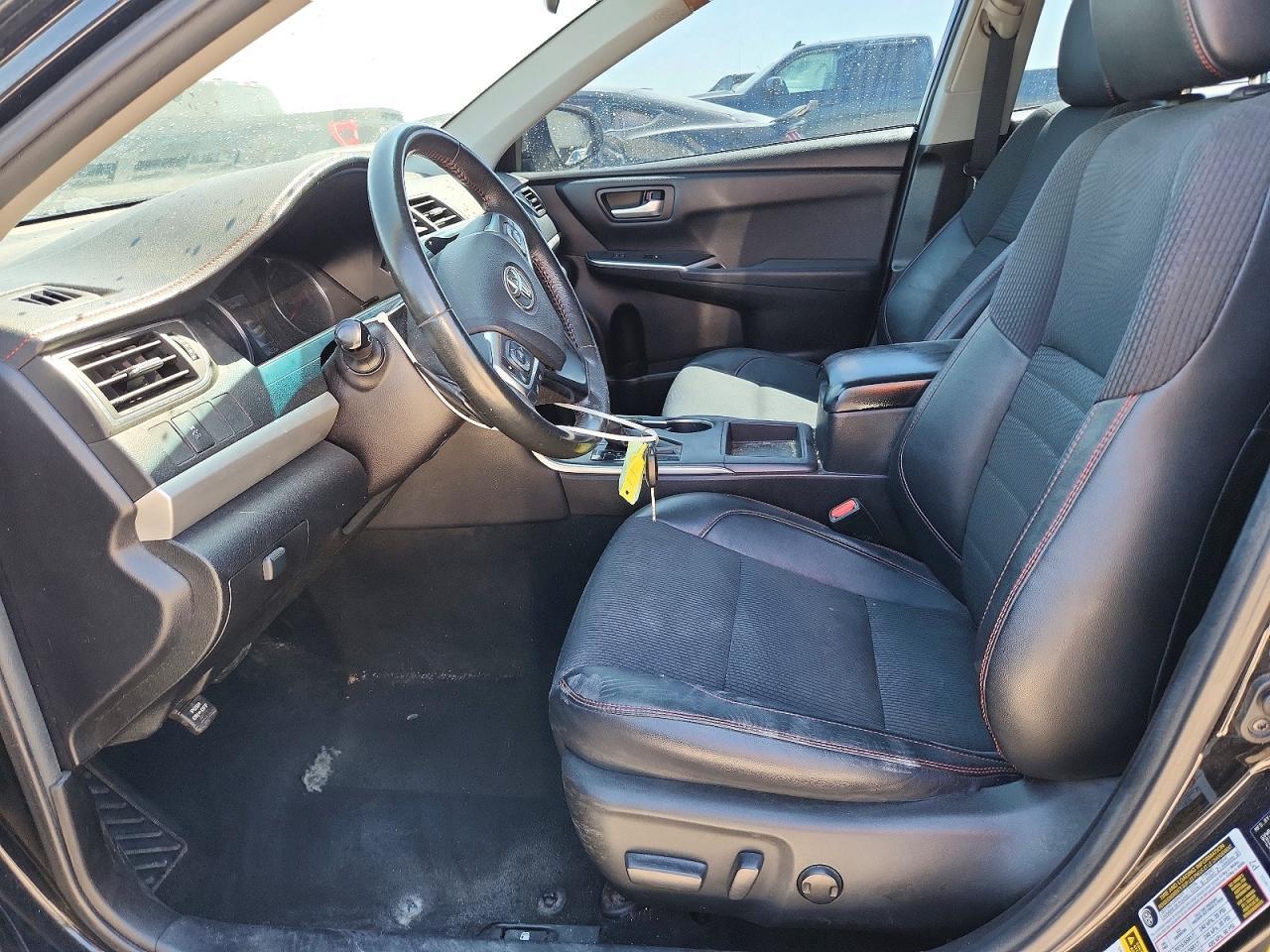2017 TOYOTA CAMRY