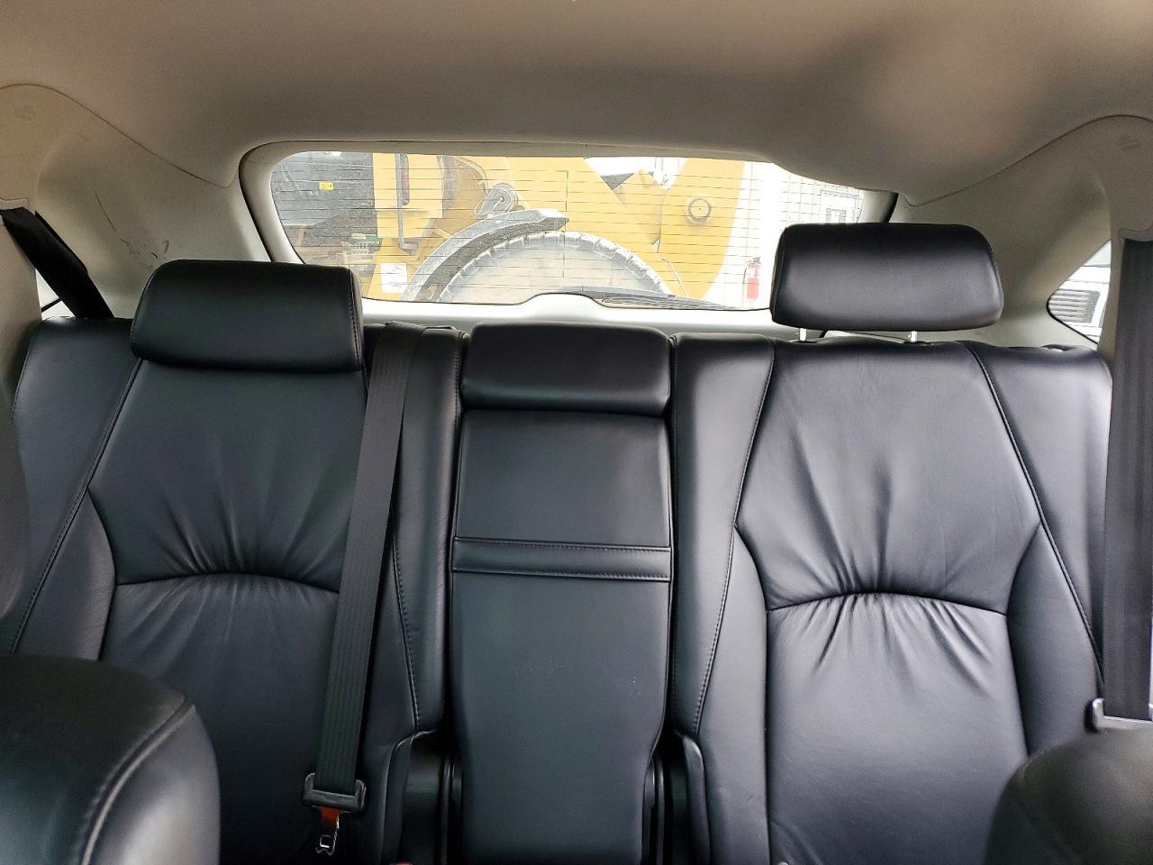 2005 LEXUS Rx 330
