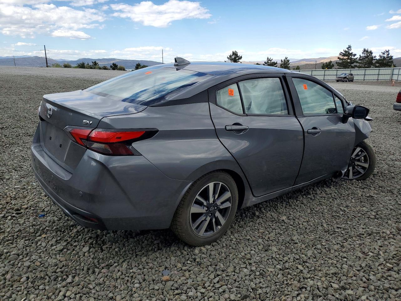 2023 NISSAN VERSA