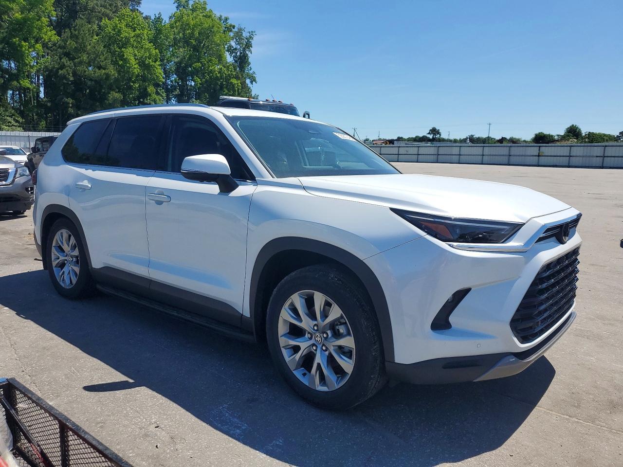 2026 TOYOTA HIGHLANDER