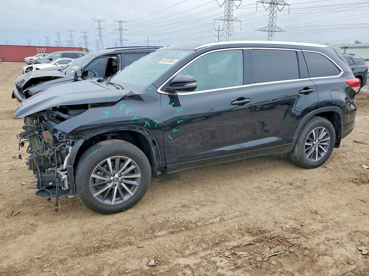 2018 TOYOTA HIGHLANDER