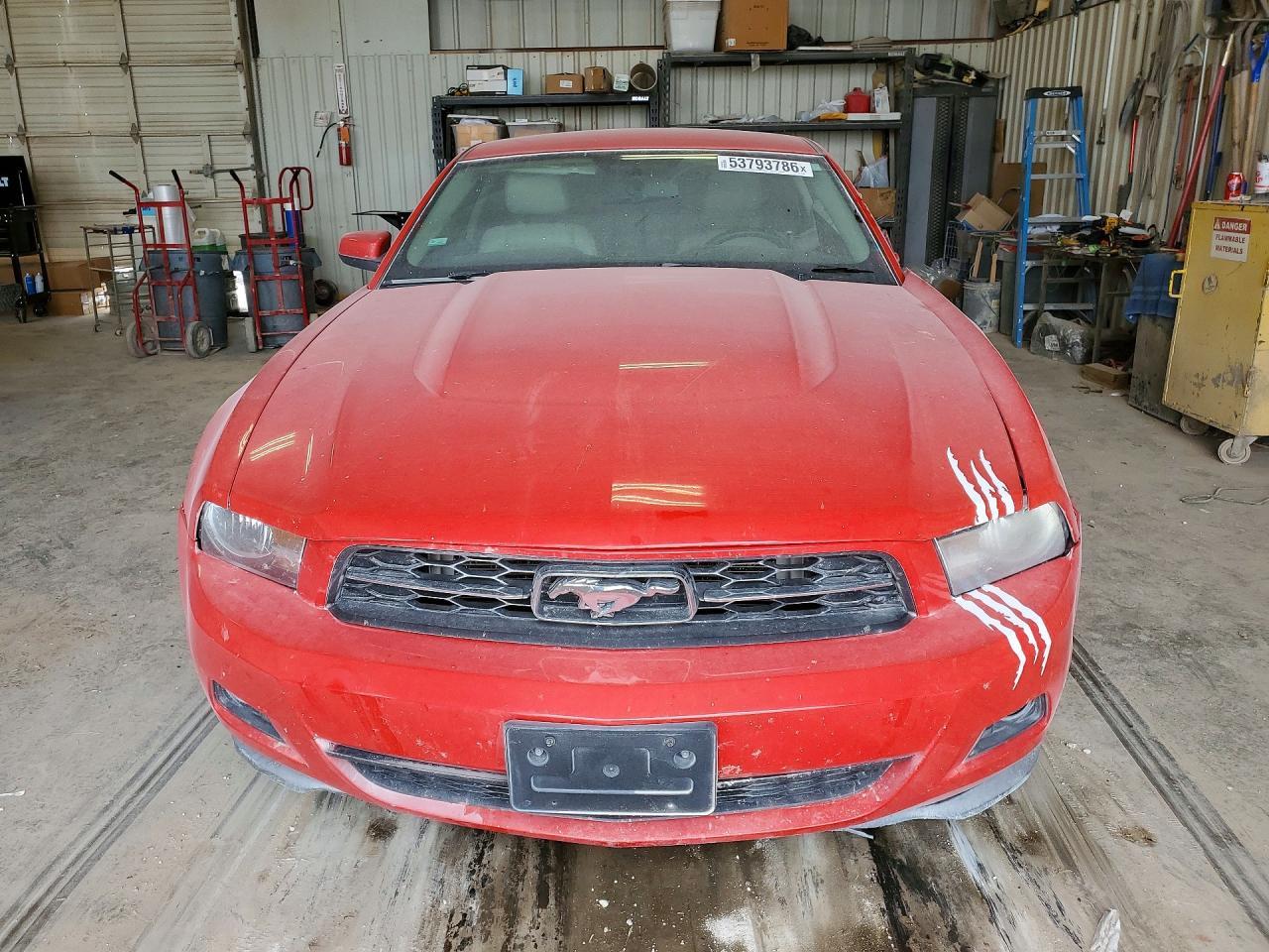 2011 FORD MUSTANG