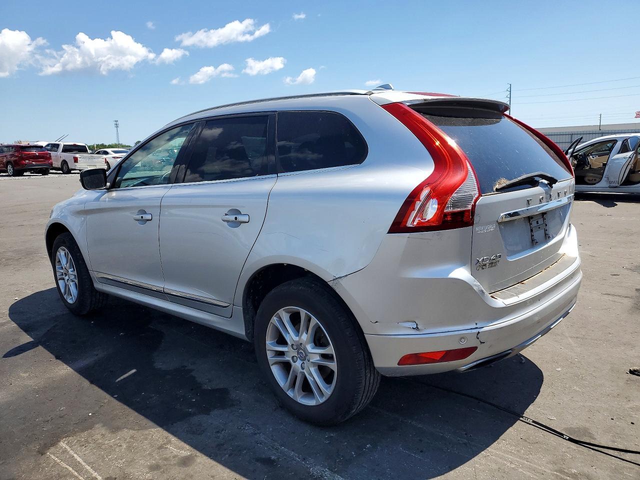 2016 VOLVO XC60