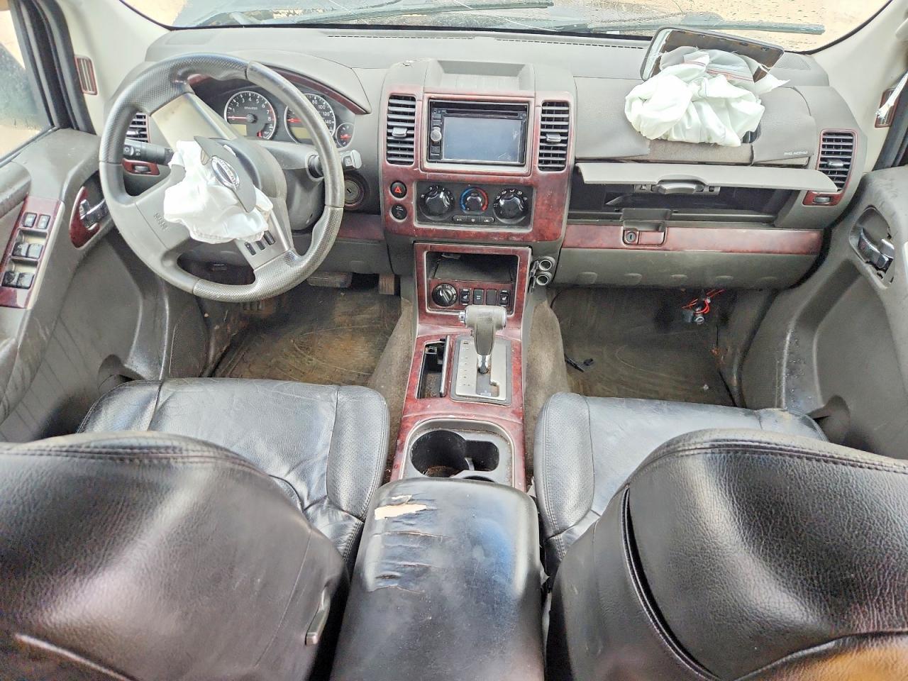 2010 NISSAN PATHFINDER