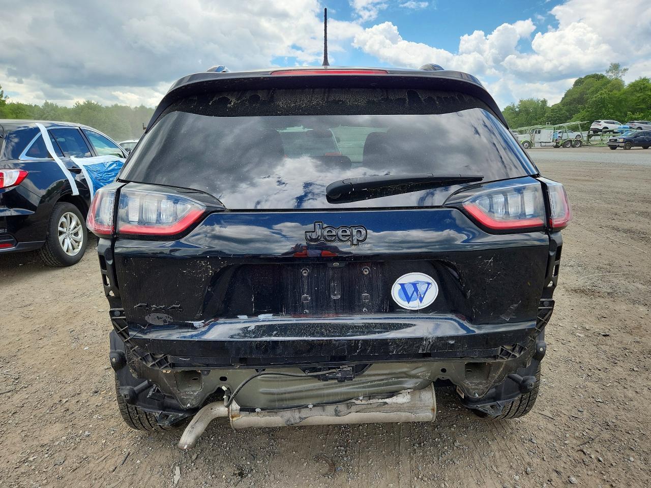 2019 JEEP CHEROKEE