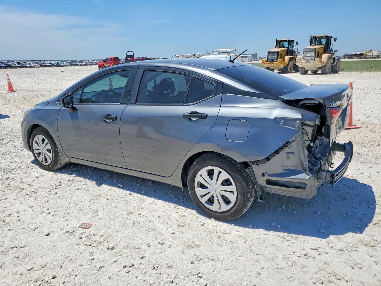 2025 NISSAN VERSA