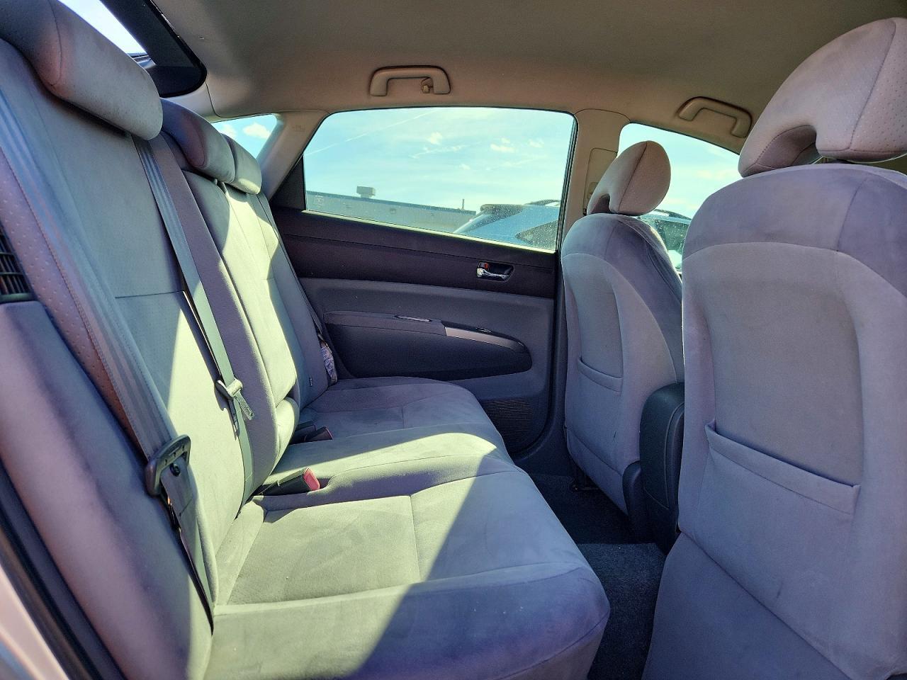 2004 TOYOTA PRIUS
