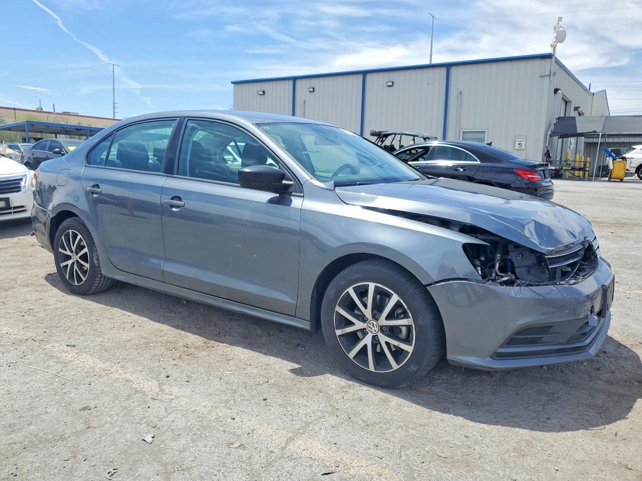 2016 VOLKSWAGEN JETTA