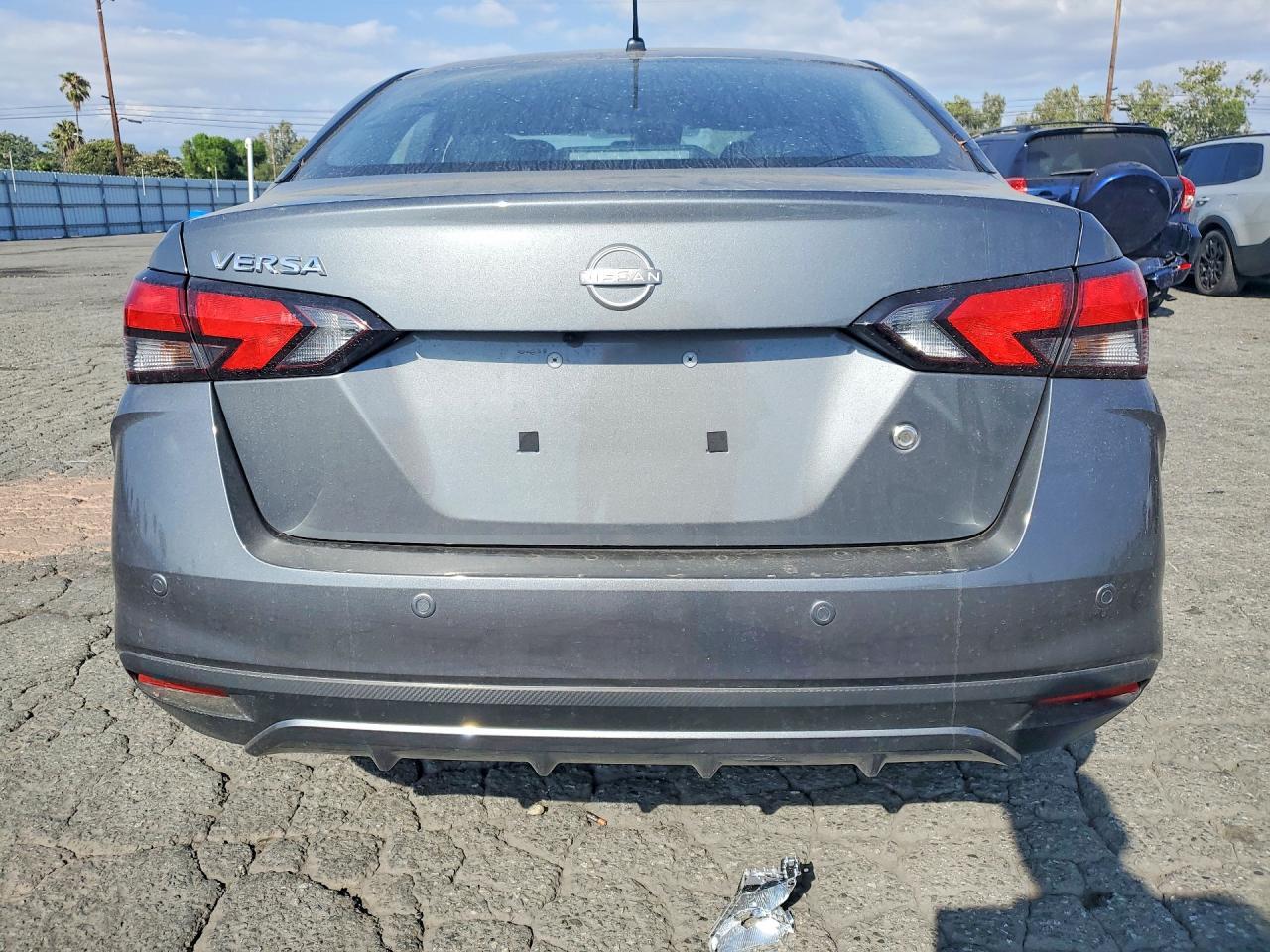 2025 NISSAN VERSA