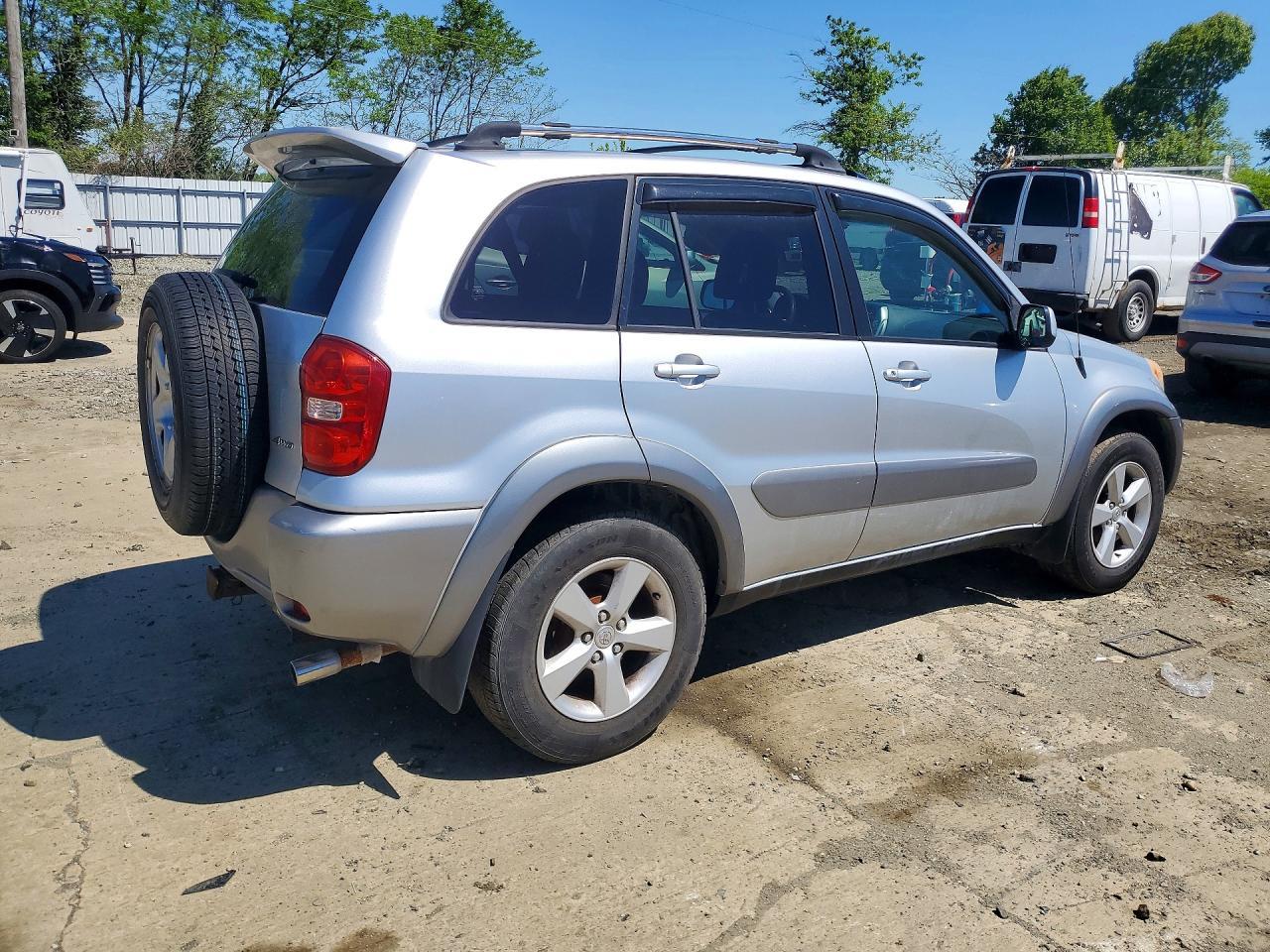 2005 TOYOTA RAV4