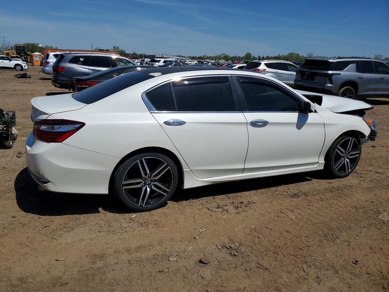 2017 HONDA ACCORD