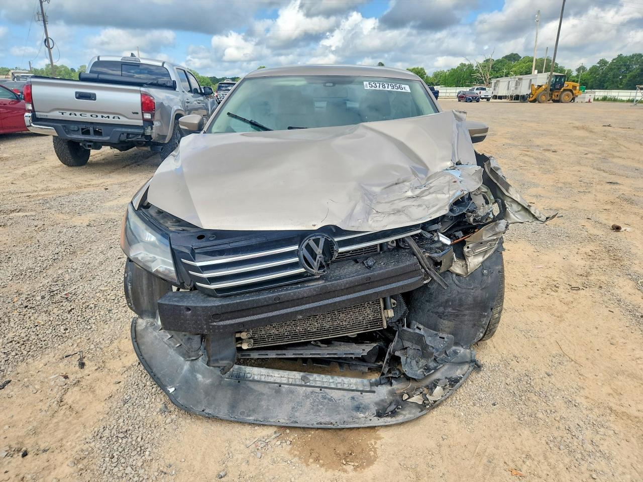 2015 VOLKSWAGEN Passat