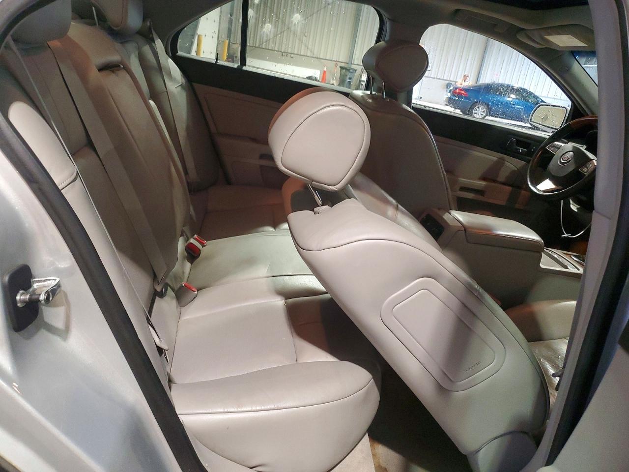 2009 CADILLAC STS