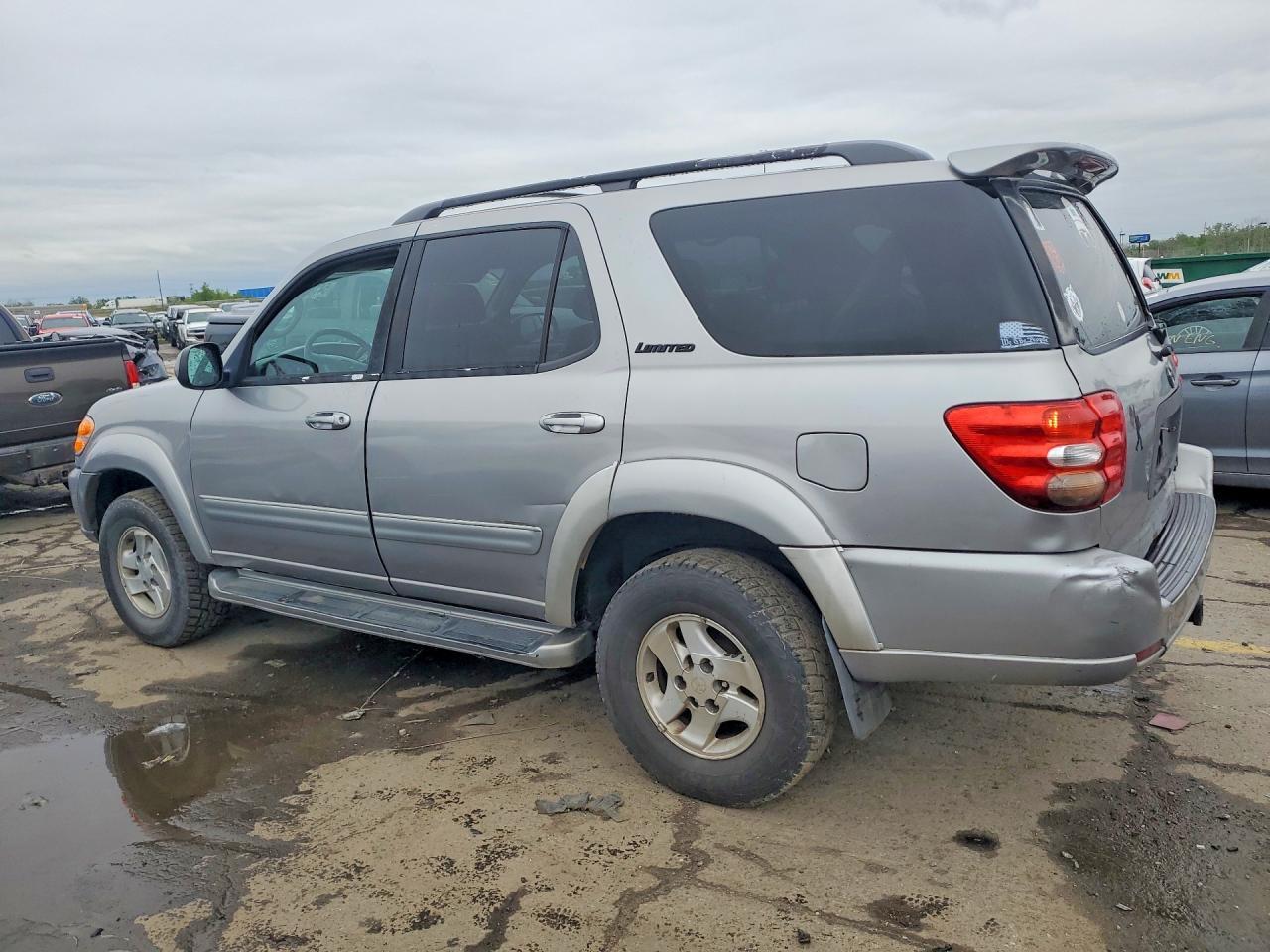 2001 TOYOTA Sequoia