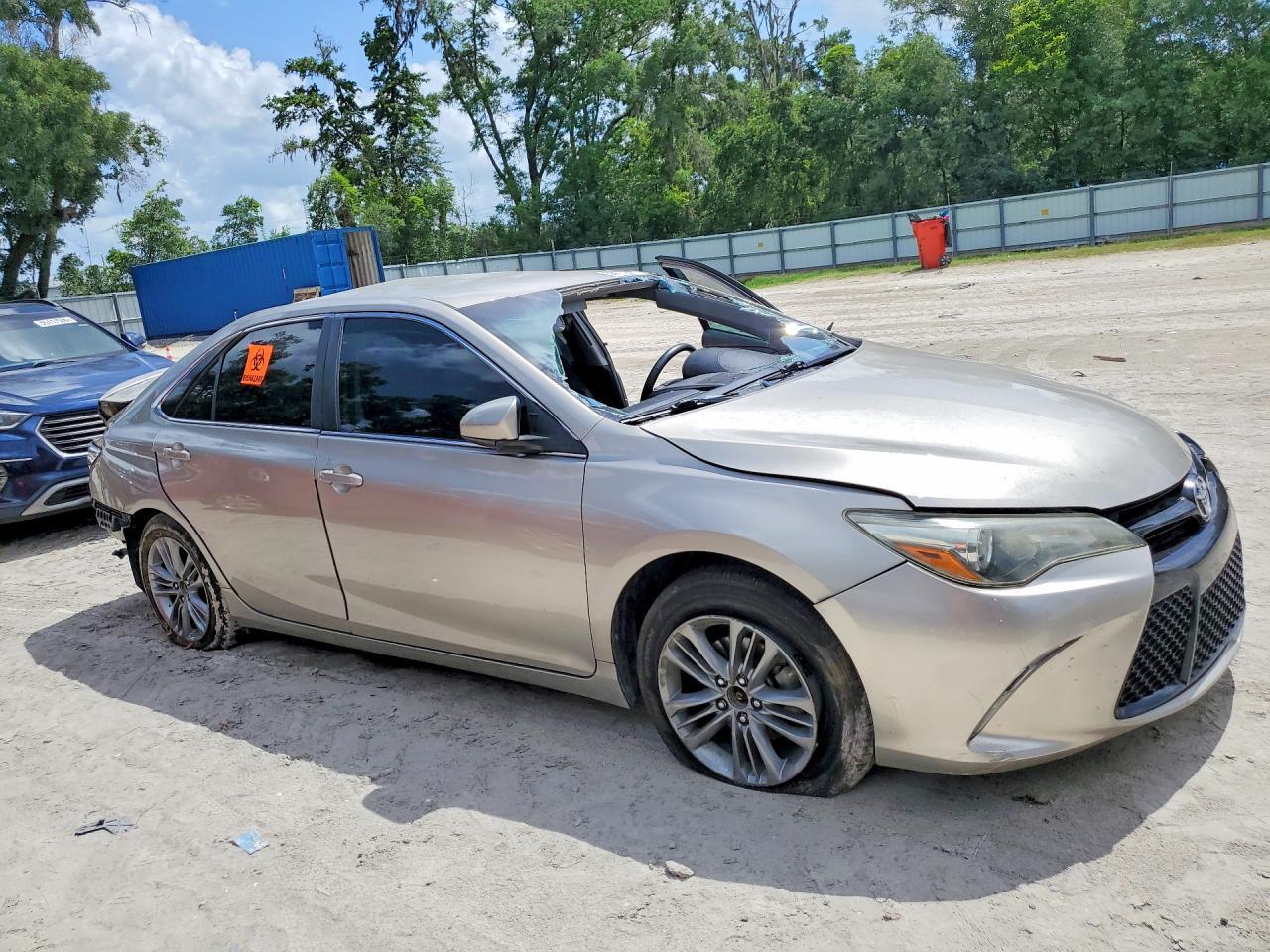 2017 TOYOTA CAMRY