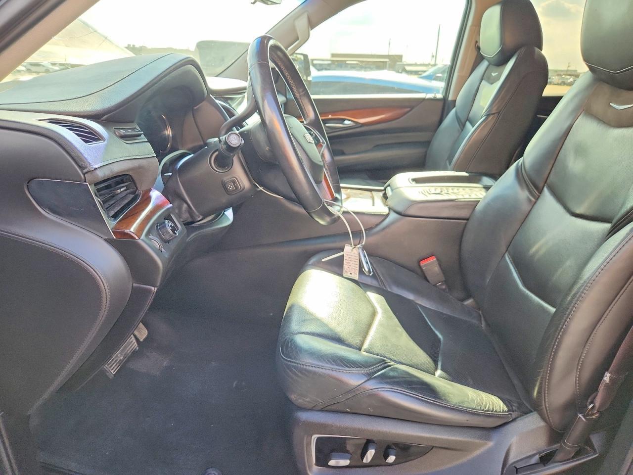 2018 CADILLAC ESCALADE