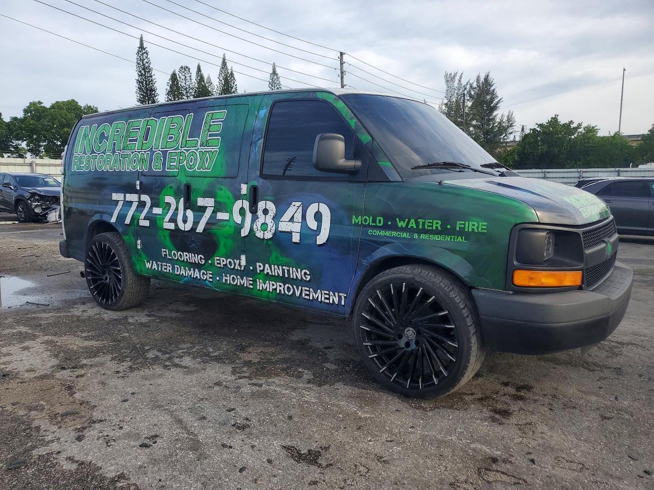 2014 CHEVROLET Express 1500