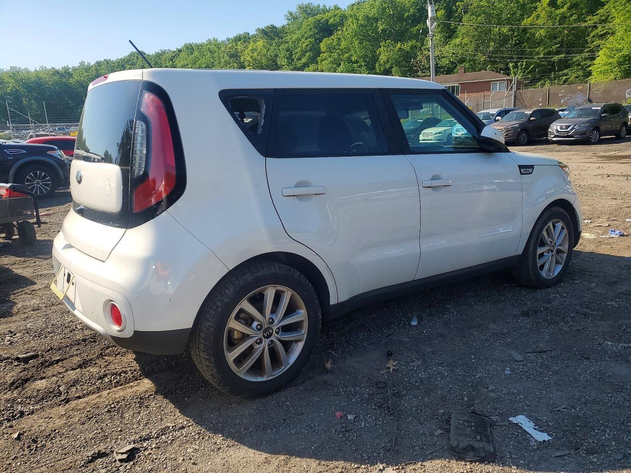 2017 KIA SOUL