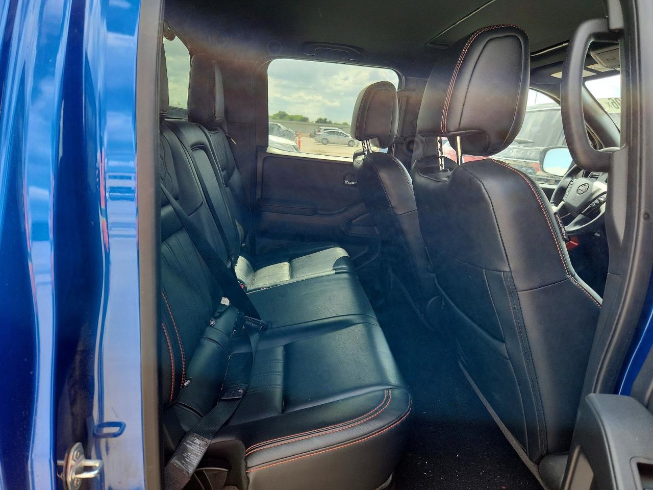 2024 NISSAN Frontier