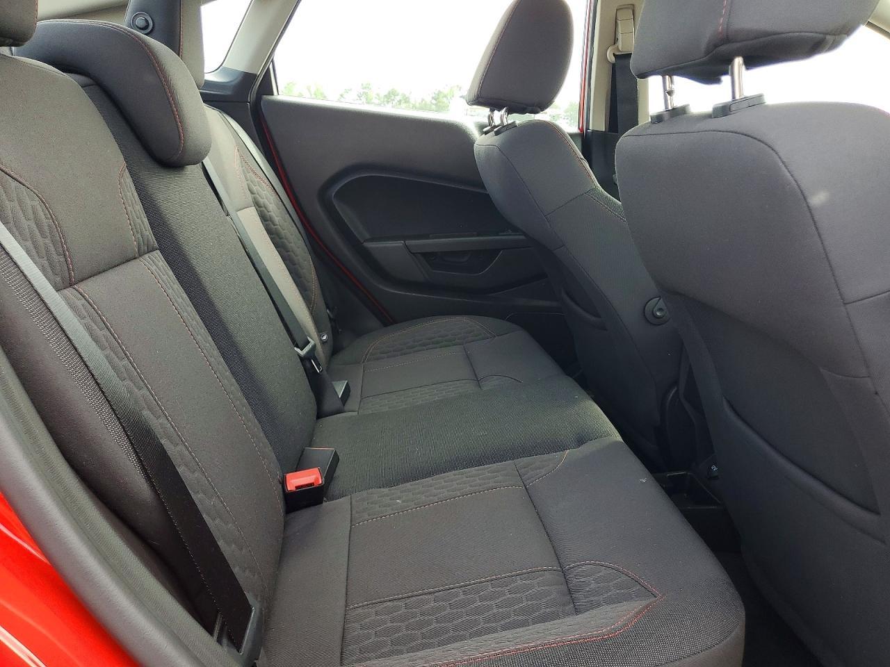 2015 FORD Fiesta