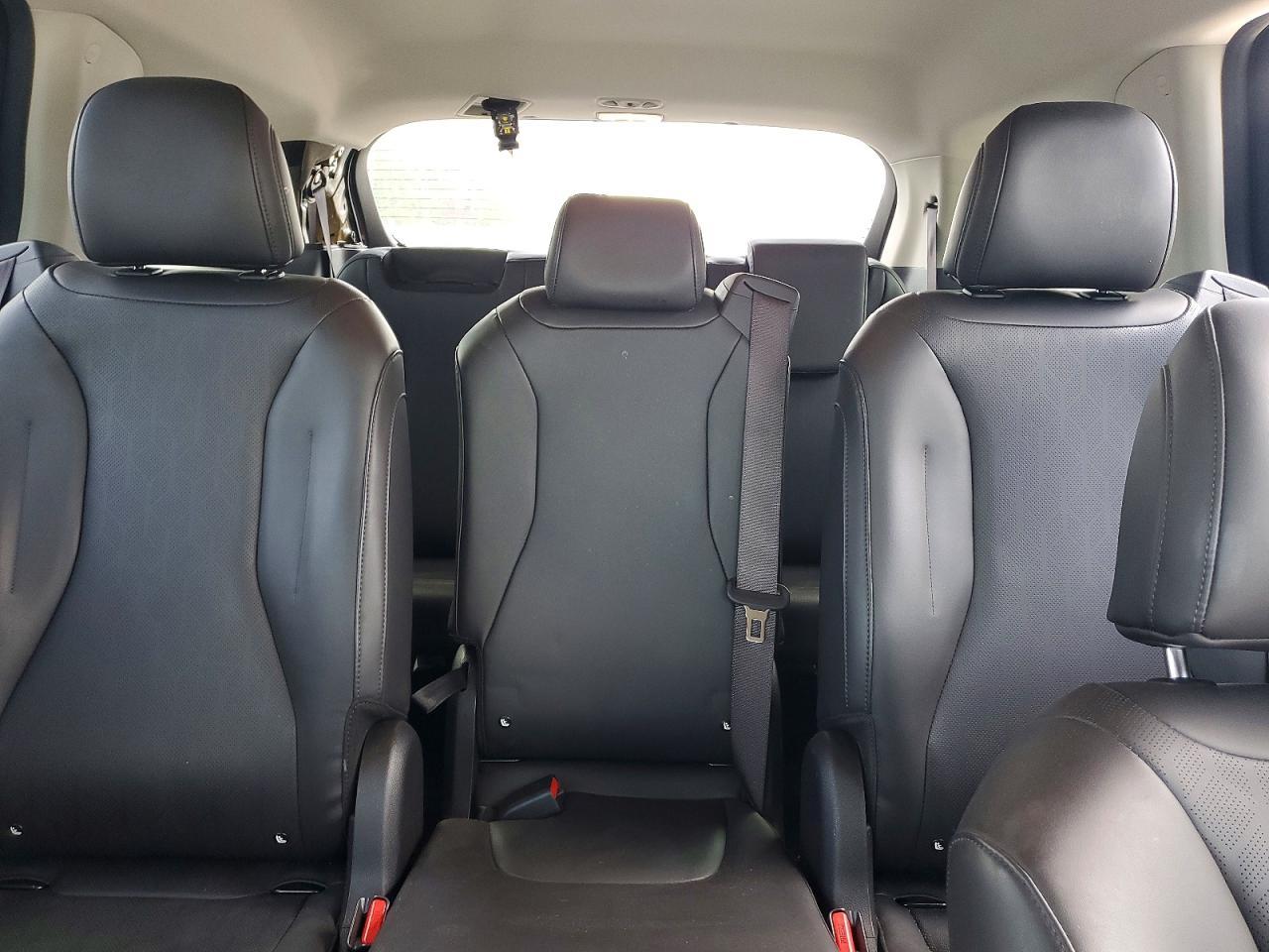 2023 KIA Carnival